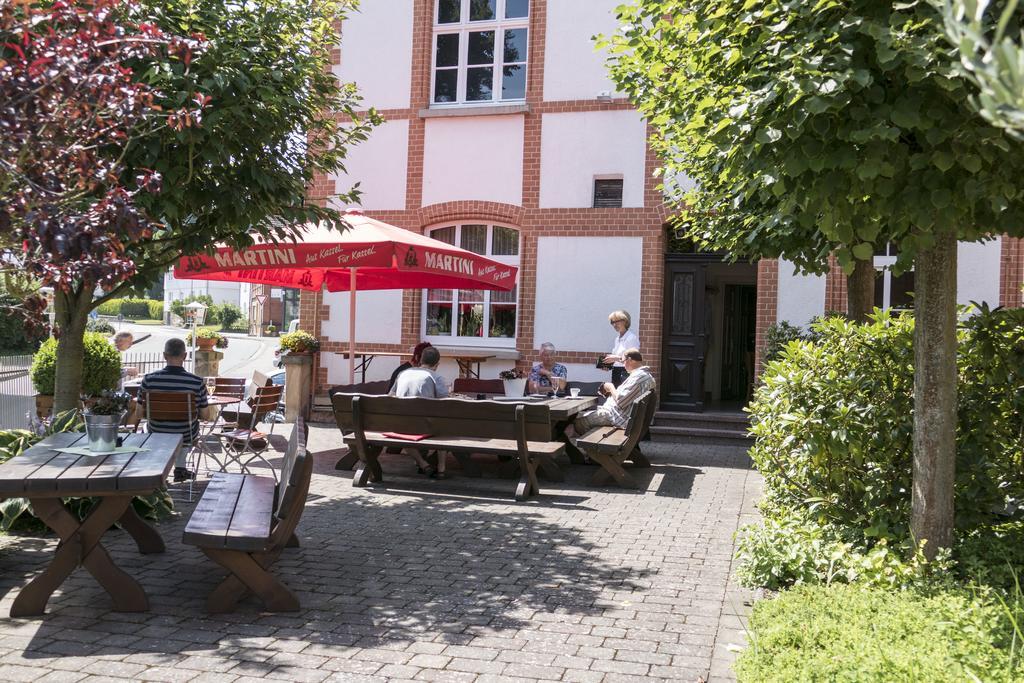 Gasthaus Hotel Pfeifferling Wolfhagen Exterior foto