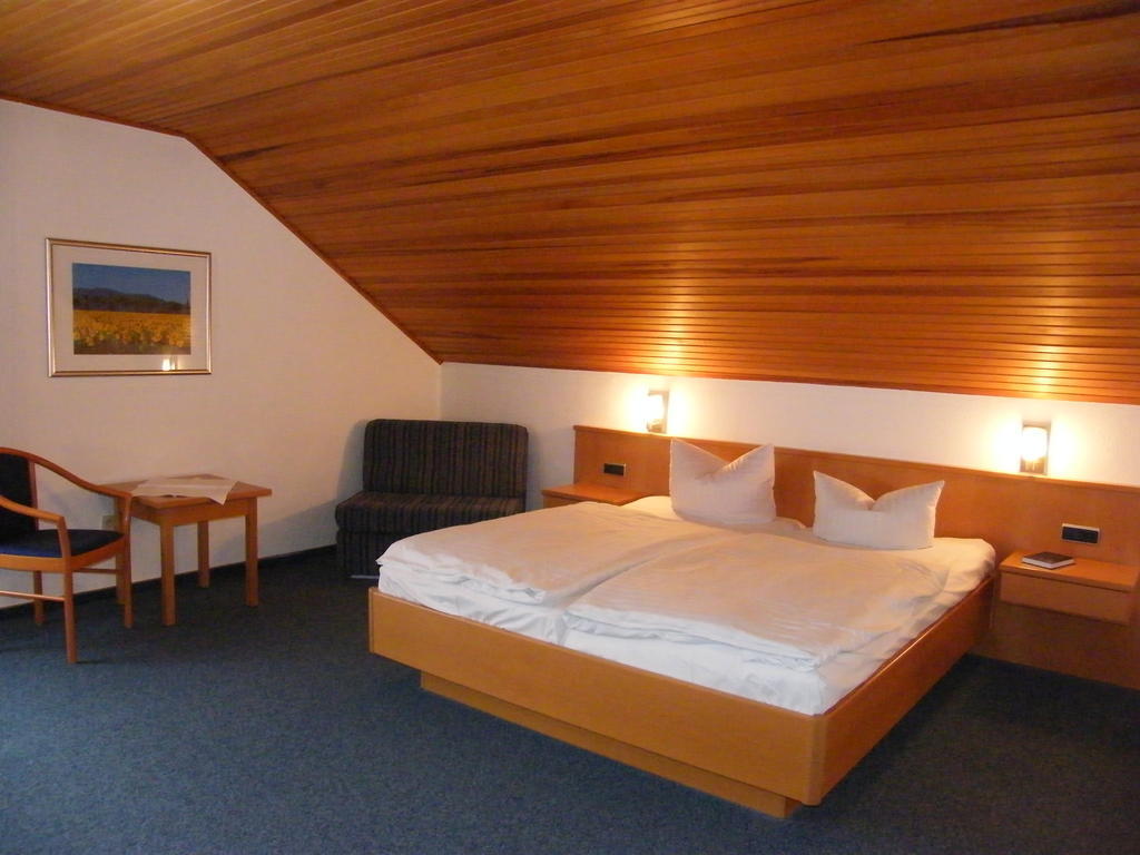Gasthaus Hotel Pfeifferling Wolfhagen Zimmer foto