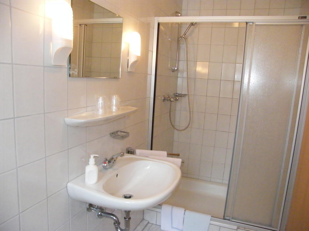 Gasthaus Hotel Pfeifferling Wolfhagen Zimmer foto